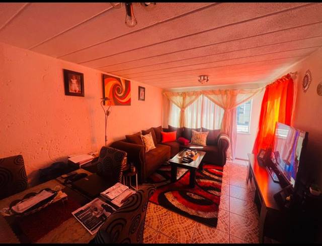 2 BEDROOM APARTMENT FOR SALE IN PRESIDENT PARK